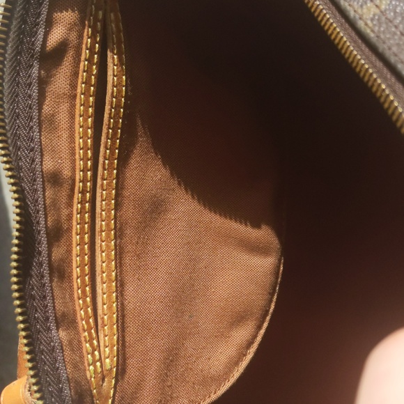 Lv bundle - Picture 16 of 16